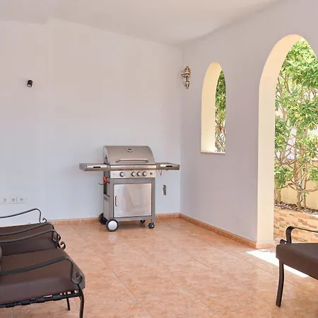 Ocean View Villa With Private Jacuzzi & Complex Pool *
